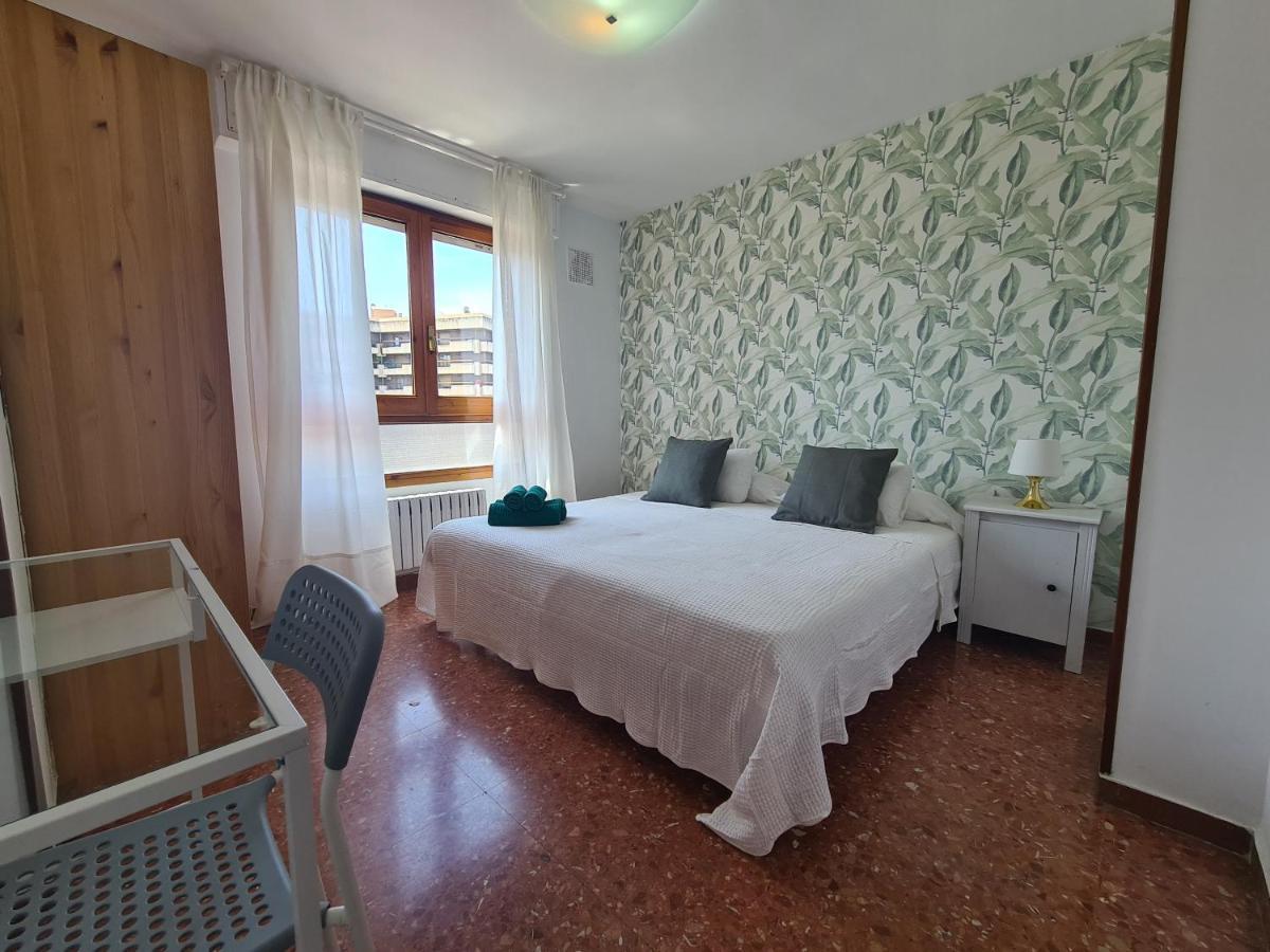 Espacioso apartamento con impresionantes vistas y garaje privado - Dos Torres Tauriel Zaragoza Exterior foto